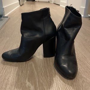 Steve Madden black ankle booties